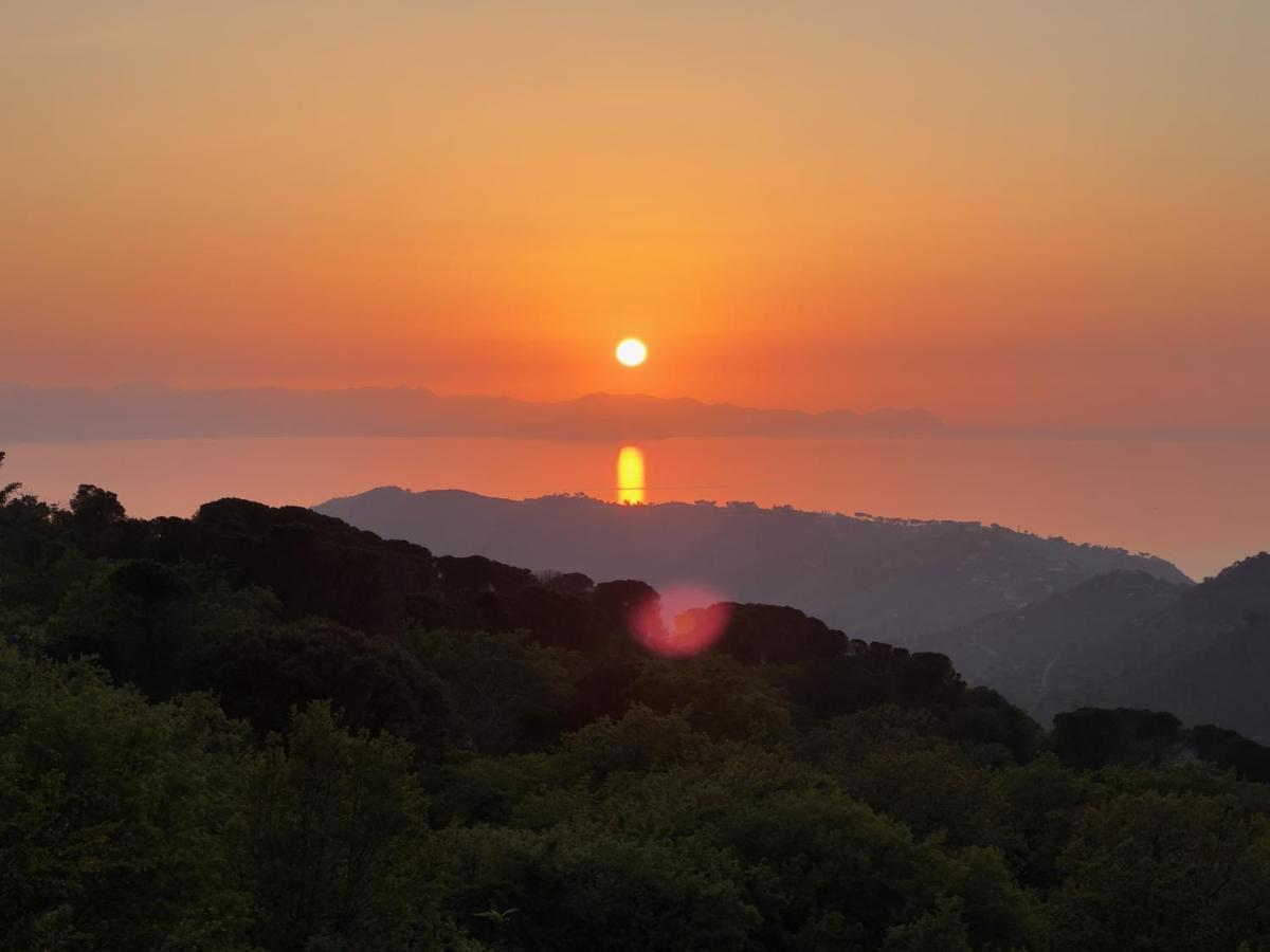 Cefalu Forest Hideout ภายนอก รูปภาพ