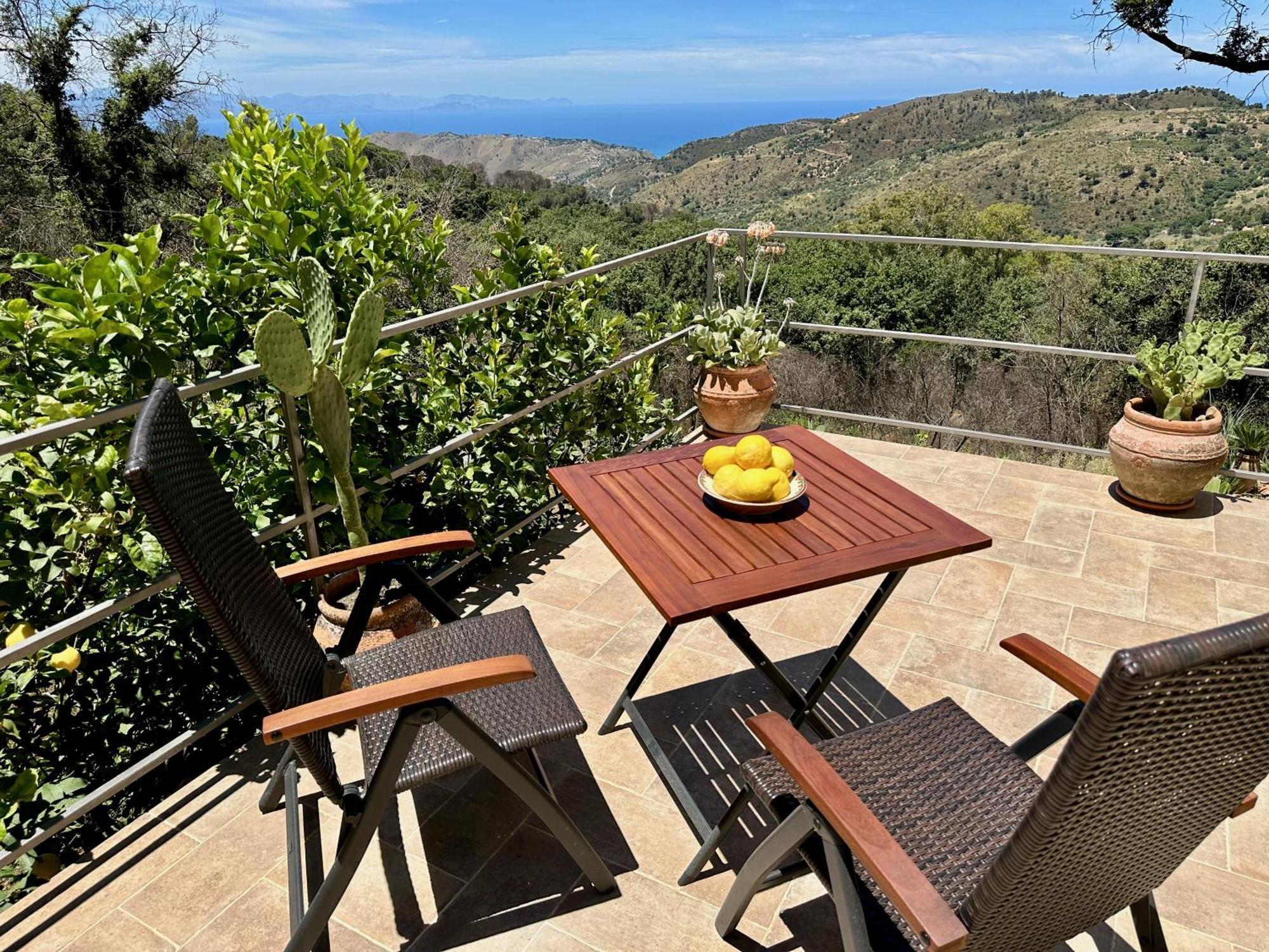 Cefalu Forest Hideout ภายนอก รูปภาพ